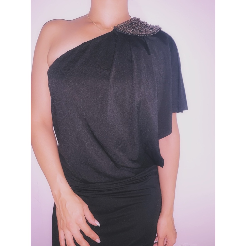 🖤BLACK BEADED ONE SHOULDER DRESS🖤